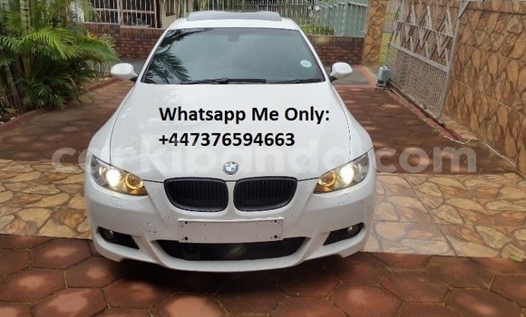 Gura Yakoze BMW 3–Series White Imodoka i Kampala mu Uganda Gura Yakoze BMW 3–Series White Imodoka i Kampala mu Uganda