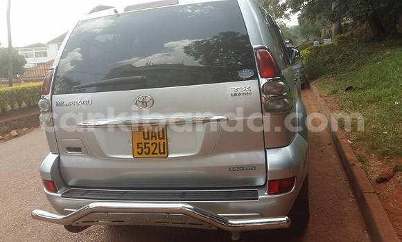 Acheter Occasion Voiture Toyota Land Cruiser Prado Gris à Arua, Ouganda Acheter Occasion Voiture Toyota Land Cruiser Prado Gris à Arua, Ouganda
