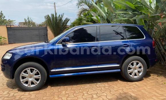 Nunua Ilio tumika Volkswagen Touareg Bluu Gari ndani ya Kampala nchini Uganda Nunua Ilio tumika Volkswagen Touareg Bluu Gari ndani ya Kampala nchini Uganda