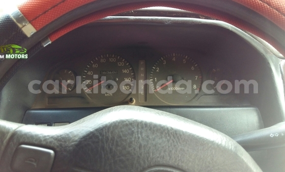 Acheter Occasion Voiture Toyota Premio Blanc à Kampala, Ouganda Acheter Occasion Voiture Toyota Premio Blanc à Kampala, Ouganda