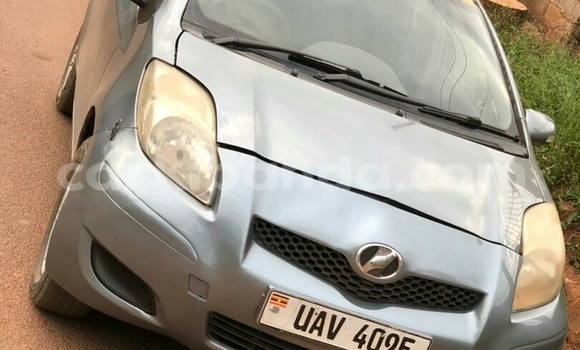 Acheter Occasion Voiture Toyota Vitz Autre à Kampala, Ouganda Acheter Occasion Voiture Toyota Vitz Autre à Kampala, Ouganda