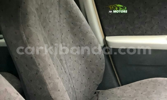 Acheter Occasion Voiture Toyota Vitz Autre à Kampala, Ouganda Acheter Occasion Voiture Toyota Vitz Autre à Kampala, Ouganda