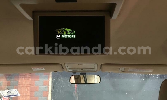 Acheter Occasion Voiture Toyota Alphard Gris à Kampala, Ouganda Acheter Occasion Voiture Toyota Alphard Gris à Kampala, Ouganda