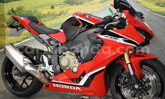 Gura Yakoze Honda CBR 1000 RR Other Bike i Kampala mu Uganda Gura Yakoze Honda CBR 1000 RR Other Bike i Kampala mu Uganda