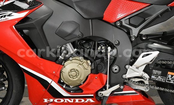 Gura Yakoze Honda CBR 1000 RR Other Bike i Kampala mu Uganda Gura Yakoze Honda CBR 1000 RR Other Bike i Kampala mu Uganda