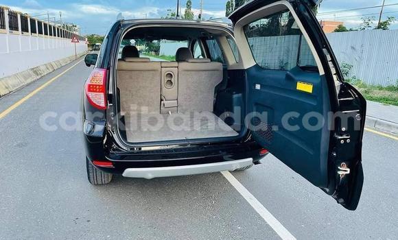 Nunua Ilio tumika Toyota Vanguard Nyingine Gari ndani ya Kampala nchini Uganda Nunua Ilio tumika Toyota Vanguard Nyingine Gari ndani ya Kampala nchini Uganda