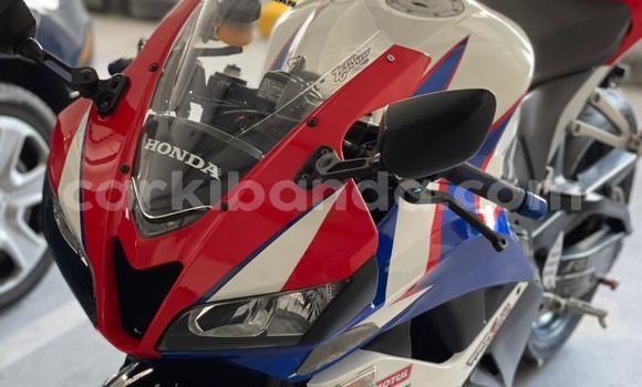 Buy Used Honda CBR White Bike in Kampala in Uganda