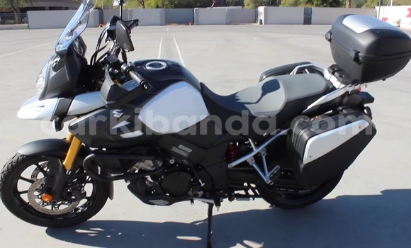 Buy Used Suzuki V-Strom White Bike in Kampala in Uganda Buy Used Suzuki V-Strom White Bike in Kampala in Uganda