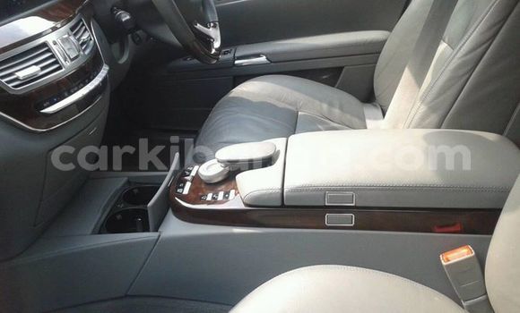 Buy Used Mercedes‒Benz S–Class Silver Car in Kampala in Uganda Buy Used Mercedes‒Benz S–Class Silver Car in Kampala in Uganda