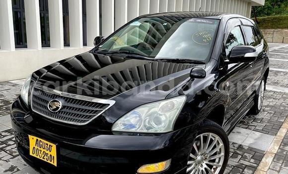 Nunua Ilio tumika Toyota Harrier Nyingine Gari ndani ya Kampala nchini Uganda Nunua Ilio tumika Toyota Harrier Nyingine Gari ndani ya Kampala nchini Uganda