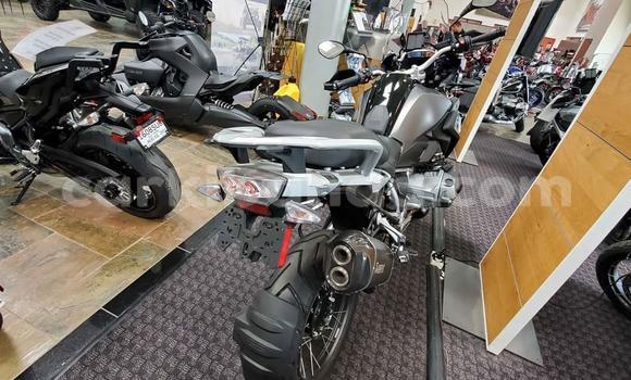Acheter Occasion Moto BMW R 1150 Autre à Kampala, Ouganda Acheter Occasion Moto BMW R 1150 Autre à Kampala, Ouganda