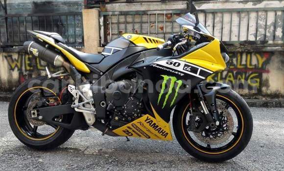 Acheter Occasion Moto Yamaha R1 Autre à Kampala, Ouganda Acheter Occasion Moto Yamaha R1 Autre à Kampala, Ouganda