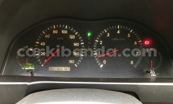 Acheter Occasion Voiture Toyota Premio Gris à Kampala, Ouganda Acheter Occasion Voiture Toyota Premio Gris à Kampala, Ouganda