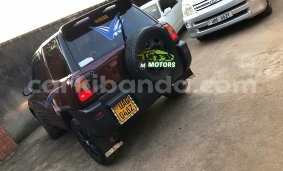 Acheter Occasion Voiture Toyota RAV4 Rouge à Kampala, Ouganda Acheter Occasion Voiture Toyota RAV4 Rouge à Kampala, Ouganda