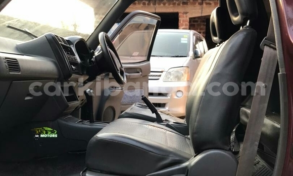 Acheter Occasion Voiture Toyota RAV4 Rouge à Kampala, Ouganda Acheter Occasion Voiture Toyota RAV4 Rouge à Kampala, Ouganda