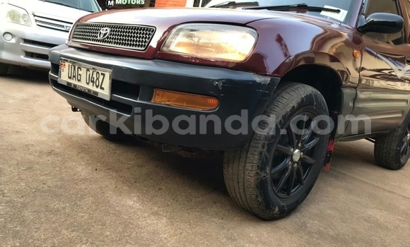 Acheter Occasion Voiture Toyota RAV4 Rouge à Kampala, Ouganda Acheter Occasion Voiture Toyota RAV4 Rouge à Kampala, Ouganda