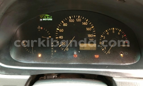 Acheter Occasion Voiture Toyota Harrier Blanc à Kampala, Ouganda Acheter Occasion Voiture Toyota Harrier Blanc à Kampala, Ouganda