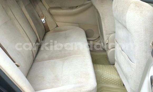 Acheter Occasion Voiture Toyota Fielder Noir à Kampala, Ouganda Acheter Occasion Voiture Toyota Fielder Noir à Kampala, Ouganda