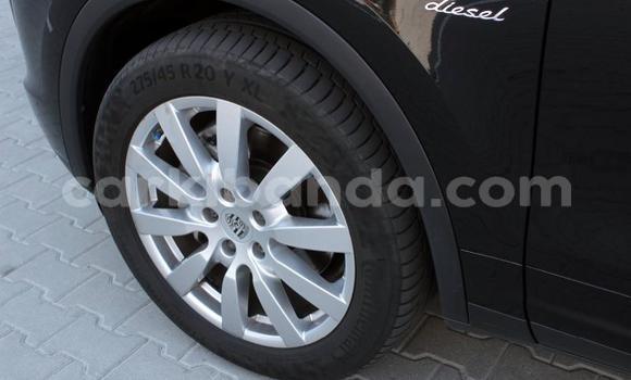 Nunua Ilio tumika Porsche Cayenne Nyingine Gari ndani ya Kampala nchini Uganda Nunua Ilio tumika Porsche Cayenne Nyingine Gari ndani ya Kampala nchini Uganda