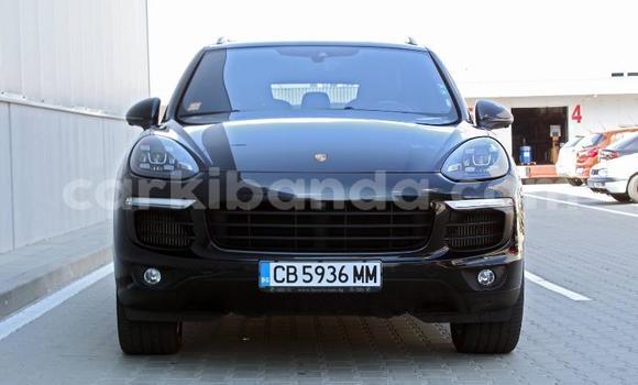 Nunua Ilio tumika Porsche Cayenne Nyingine Gari ndani ya Kampala nchini Uganda Nunua Ilio tumika Porsche Cayenne Nyingine Gari ndani ya Kampala nchini Uganda