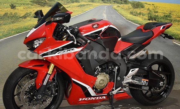 Gura Yakoze Honda CBR Other Bike i Kampala mu Uganda Gura Yakoze Honda CBR Other Bike i Kampala mu Uganda