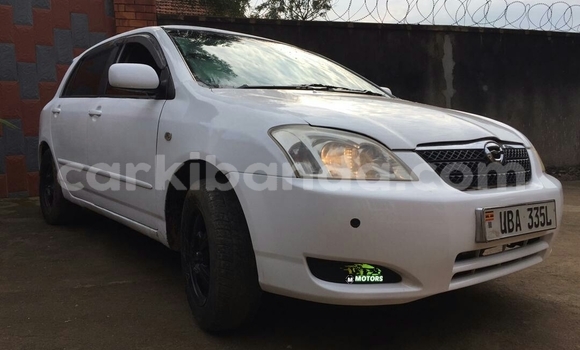 Acheter Occasion Voiture Toyota Runx Blanc à Kampala, Ouganda Acheter Occasion Voiture Toyota Runx Blanc à Kampala, Ouganda