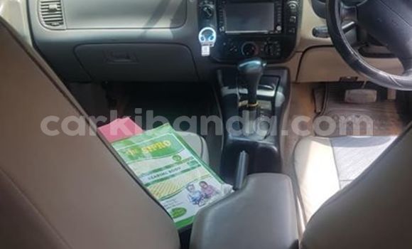 Nunua Ilio tumika Ford Explorer Nyeusi Gari ndani ya Kampala nchini Uganda Nunua Ilio tumika Ford Explorer Nyeusi Gari ndani ya Kampala nchini Uganda