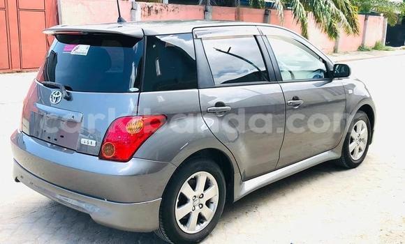 Gura Yakoze Toyota IST Other Imodoka i Kampala mu Uganda
