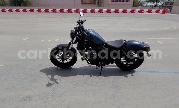 Nunua Ilio tumika Honda Rebel Nyingine Bike ndani ya Entebbe nchini Uganda