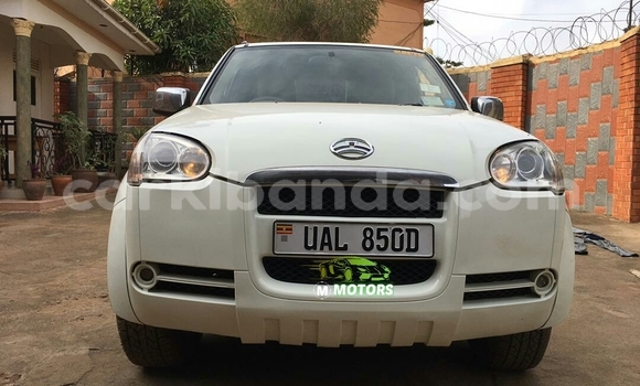Acheter Occasion Voiture Great Wall Wingle Blanc à Kampala, Ouganda Acheter Occasion Voiture Great Wall Wingle Blanc à Kampala, Ouganda