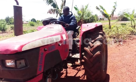 Buy Used Caterpillar 120 Red Truck in Kampala in Uganda Buy Used Caterpillar 120 Red Truck in Kampala in Uganda