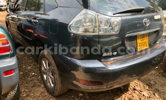 Acheter Occasion Voiture Toyota Harrier Noir à Kampala, Ouganda Acheter Occasion Voiture Toyota Harrier Noir à Kampala, Ouganda