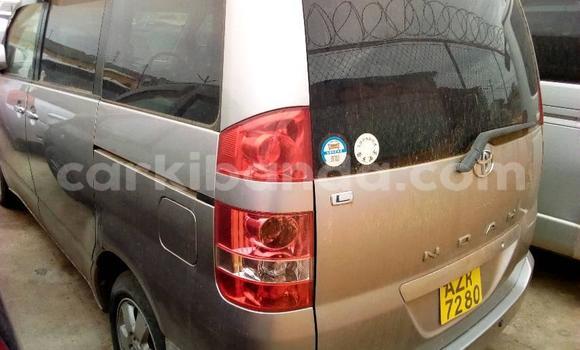 Buy Used Toyota Noah Beige Car in Kampala in Uganda Buy Used Toyota Noah Beige Car in Kampala in Uganda