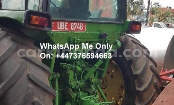 Buy Used Land Rover Defender Green Car in Kampala in Uganda Buy Used Land Rover Defender Green Car in Kampala in Uganda