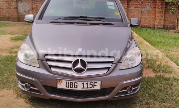 Buy Used Mercedes-Benz C-Classe Other Car in Kampala in Uganda