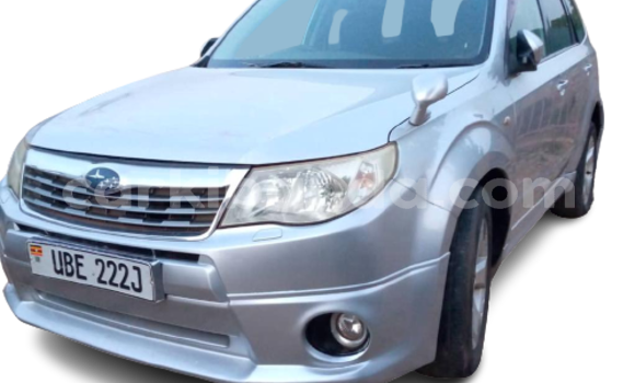 Nunua Ilio tumika Subaru Forester Fedha Gari ndani ya Kampala nchini Uganda
