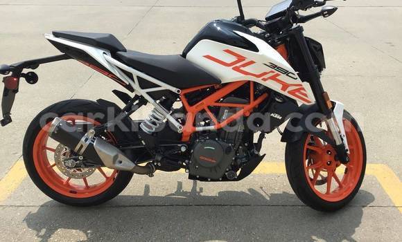 Buy Used KTM Duke Red Bike in Entebbe in Uganda