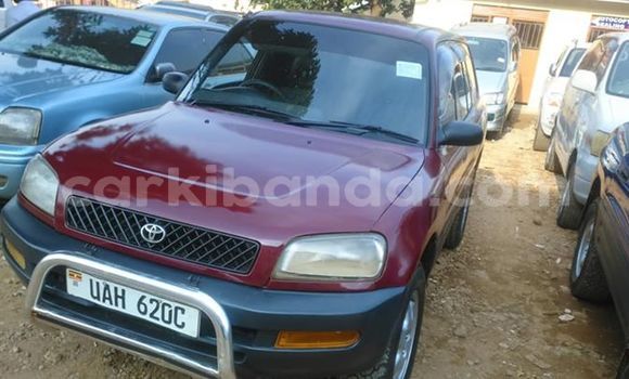 Acheter Occasion Voiture Toyota RAV4 Rouge à Kampala, Ouganda Acheter Occasion Voiture Toyota RAV4 Rouge à Kampala, Ouganda