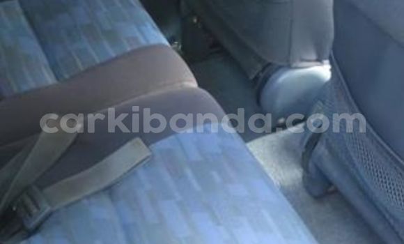 Acheter Occasion Voiture Toyota RAV4 Rouge à Kampala, Ouganda Acheter Occasion Voiture Toyota RAV4 Rouge à Kampala, Ouganda