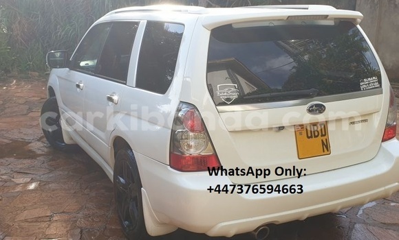 Gura Yakoze Subaru Forester White Imodoka i Kampala mu Uganda Gura Yakoze Subaru Forester White Imodoka i Kampala mu Uganda