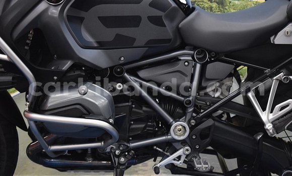 Gura Yakoze BMW R 1200 GS Other Bike i Kampala mu Uganda Gura Yakoze BMW R 1200 GS Other Bike i Kampala mu Uganda