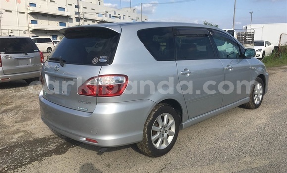 Buy Used Toyota Picnic Silver Car in Kampala in Uganda Buy Used Toyota Picnic Silver Car in Kampala in Uganda