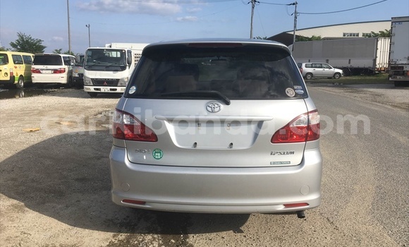 Buy Used Toyota Picnic Silver Car in Kampala in Uganda Buy Used Toyota Picnic Silver Car in Kampala in Uganda