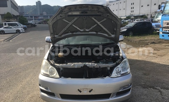 Buy Used Toyota Picnic Silver Car in Kampala in Uganda Buy Used Toyota Picnic Silver Car in Kampala in Uganda