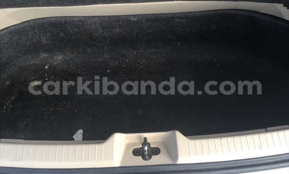 Buy Used Toyota Picnic Silver Car in Kampala in Uganda Buy Used Toyota Picnic Silver Car in Kampala in Uganda