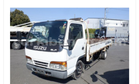 Buy Used Isuzu Bighorn Blue Truck in Apac in Northern