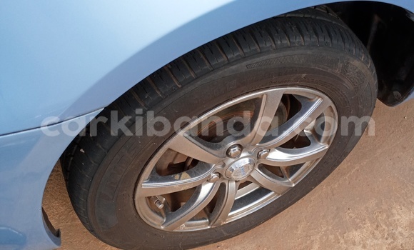 Acheter Import Voiture Toyota Raum Bleu à Kampala, Ouganda Acheter Import Voiture Toyota Raum Bleu à Kampala, Ouganda