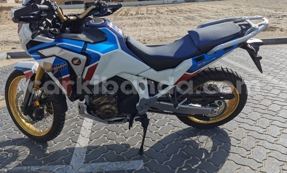 Buy Used Honda CRF White Bike in Kampala in Uganda Buy Used Honda CRF White Bike in Kampala in Uganda