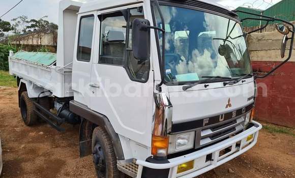 Buy Used Mitsubishi L400 White Truck in Kampala in Uganda