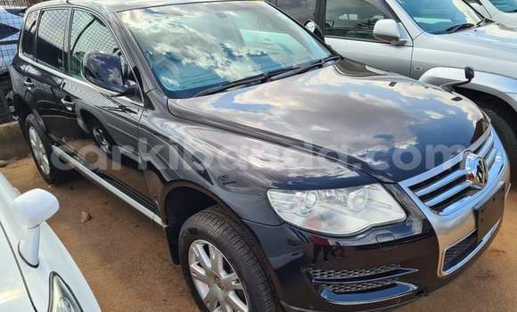 Acheter Occasion Voiture Volkswagen Touareg Noir à Kampala, Ouganda